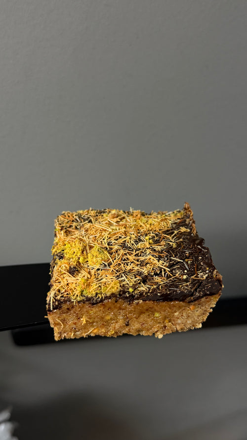 Dubai Crunch Chocolate BARQ